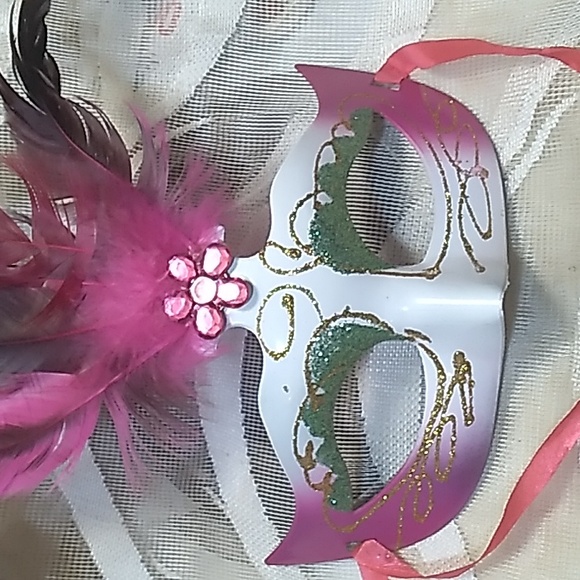 3 BEAUTIFUL MYSTIC Masqurade MASKS - Picture 3 of 8